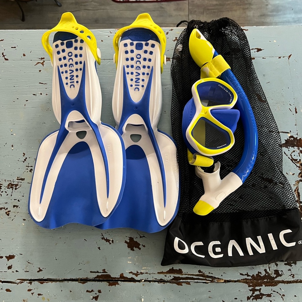 Oceanic Blue and Yellow Snorkel Set